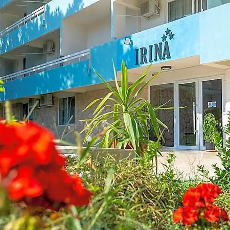 Mera Hotel