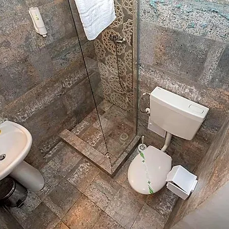 Mera 3*