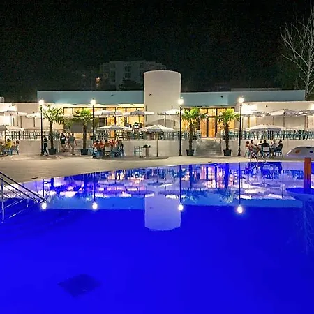 Hotel Mera 3*